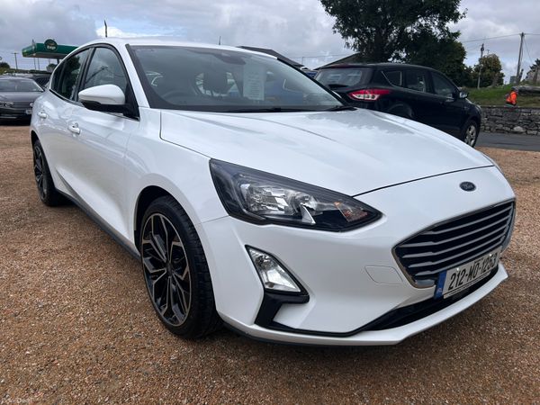 Ford Focus Hatchback, Diesel, 2021, White