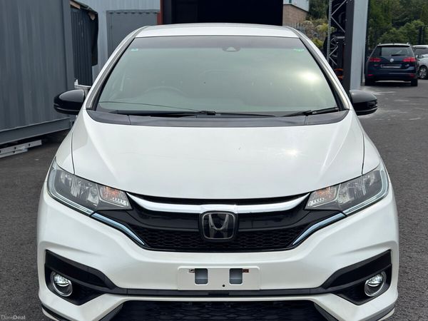 Honda Fit Hatchback, Petrol Hybrid, 2018, White