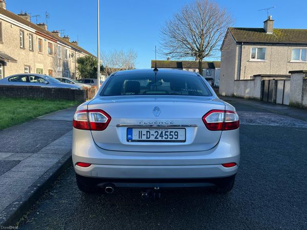 Renault Fluence Saloon, Diesel, 2011, Silver