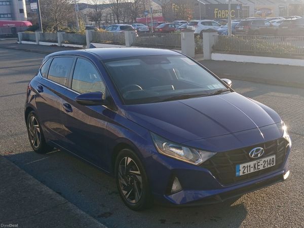 Hyundai i20 Hatchback, Petrol, 2021, Blue