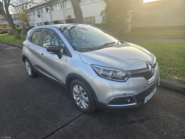 Renault Captur Hatchback, Diesel, 2015, Silver