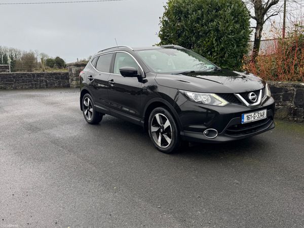 Nissan Qashqai Hatchback, Diesel, 2016, Black