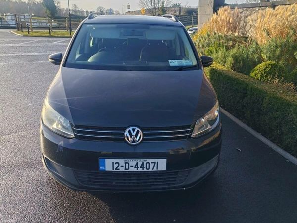 Volkswagen Touran MPV, Diesel, 2012, Black