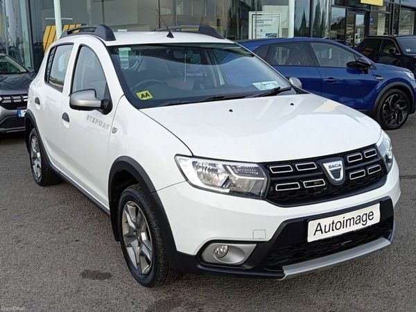 Dacia Sandero Stepway Hatchback, Diesel, 2017, White
