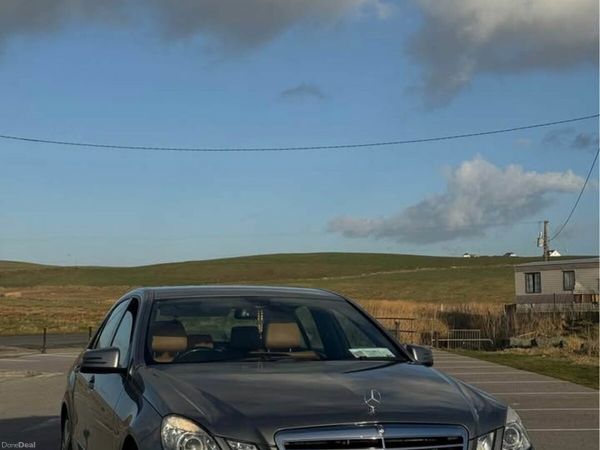 Mercedes-Benz E-Class Saloon, Diesel, 2010, Silver
