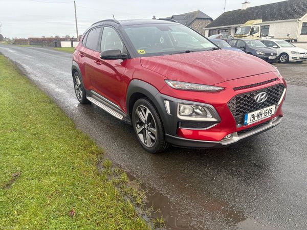 Hyundai KONA MPV, Petrol, 2019, Red