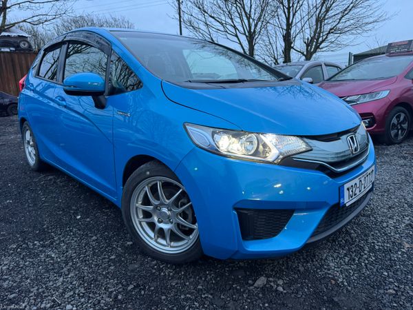 Honda Fit Hatchback, Petrol Hybrid, 2013, Blue
