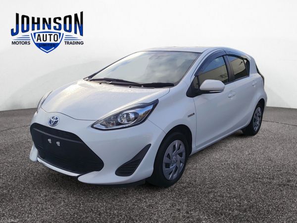 Toyota Aqua Hatchback, Petrol Hybrid, 2020, White