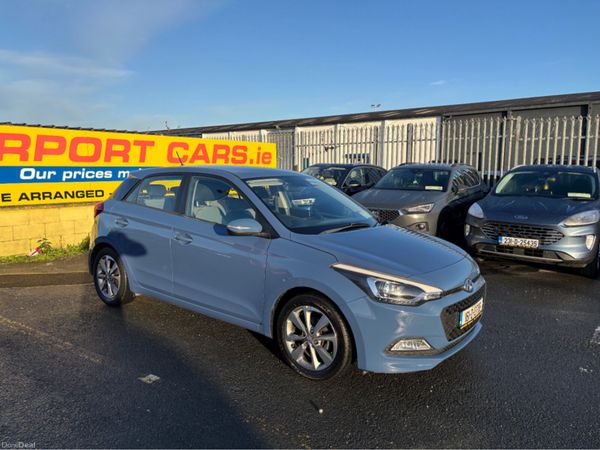 Hyundai i20 Hatchback, Petrol, 2016, Blue