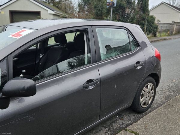 Toyota Auris Hatchback, Diesel, 2008, Grey