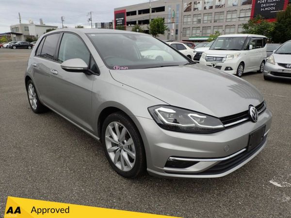 Volkswagen Golf Hatchback, Petrol, 2019, Grey