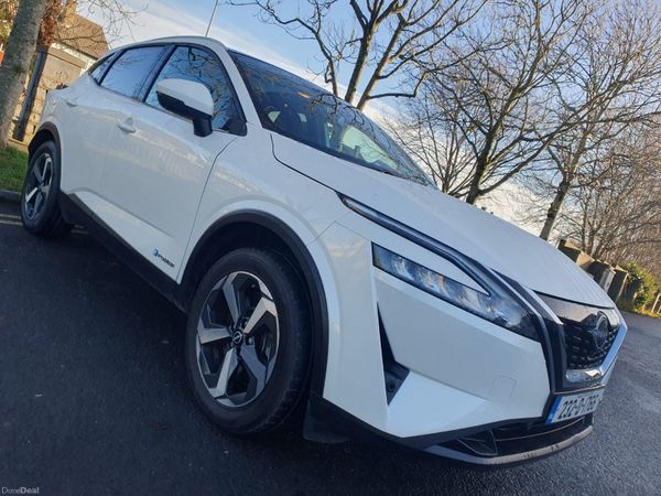 Nissan Qashqai MPV, Petrol Hybrid, 2023, White