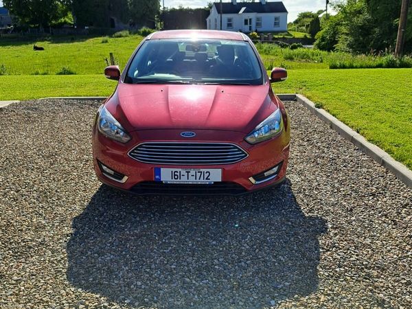 Ford Focus Saloon, Diesel, 2016, Red