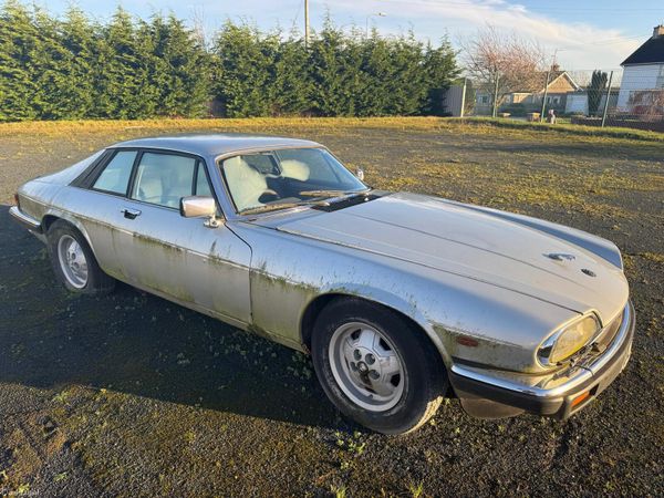 Jaguar XJ Unknown, Unknown, 1984, Silver