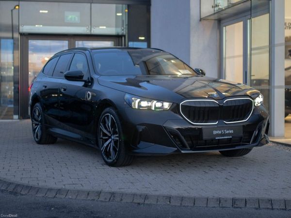 BMW 5-Series Saloon, Petrol Plug-in Hybrid, 2026, Black