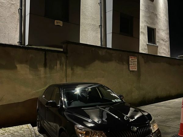 Skoda Octavia Saloon, Diesel, 2011, Black