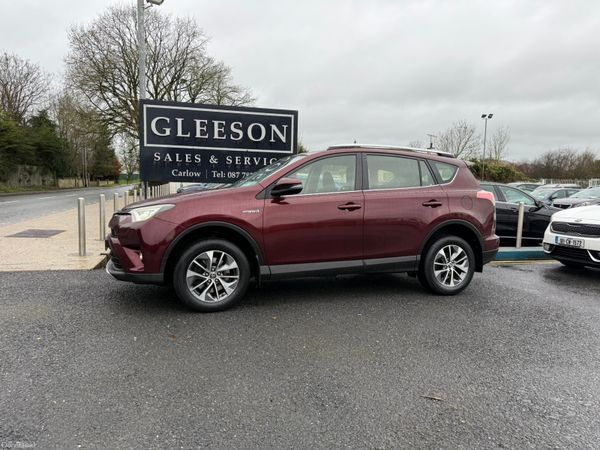 Toyota RAV4 SUV, Petrol Hybrid, 2017, Red