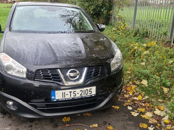 Nissan Qashqai Hatchback, Diesel, 2011, Black