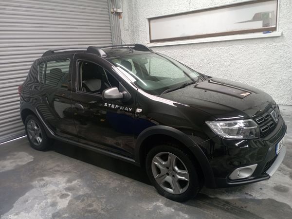 Dacia Sandero Stepway Hatchback, Diesel, 2018, Black