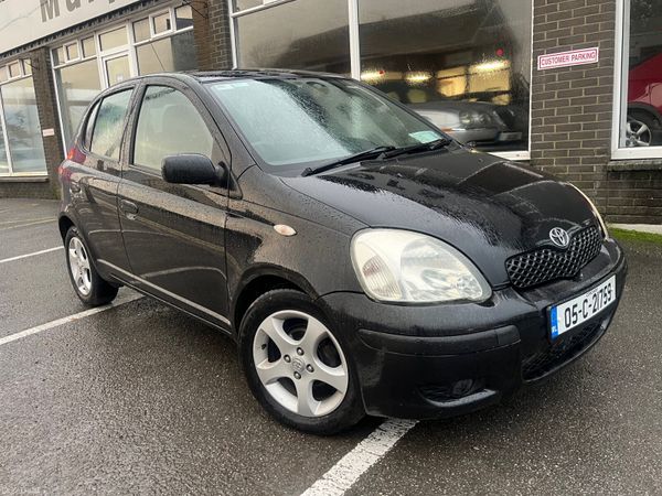 Toyota Yaris Hatchback, Petrol, 2005, Black