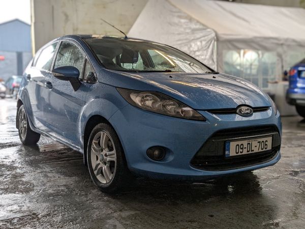 Ford Fiesta Hatchback, Petrol, 2009, Blue