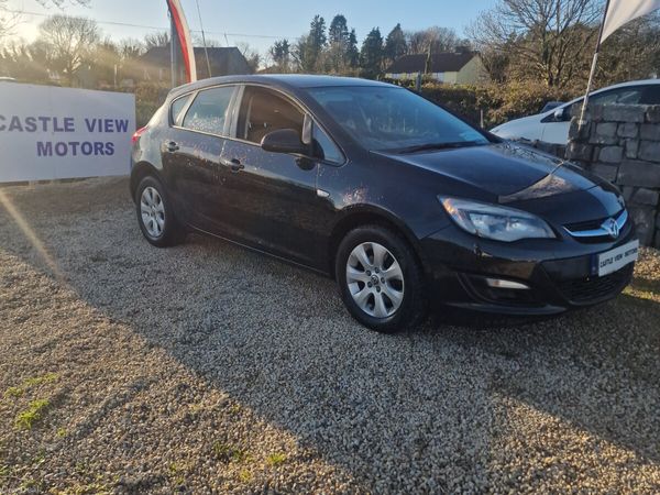 Vauxhall Astra Hatchback, Diesel, 2015, Black