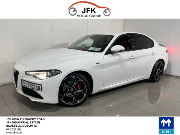 Alfa Romeo Giulia Saloon, Diesel, 2021, White