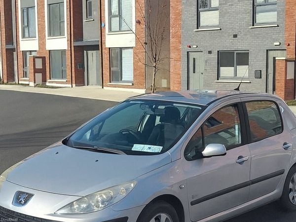 Peugeot 307 Hatchback, Petrol, 2008, Grey