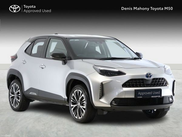Toyota Yaris Cross SUV, Petrol Hybrid, 2024, Silver