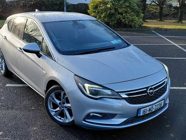 Opel Astra Hatchback, Diesel, 2016, Silver
