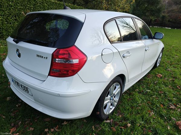 BMW 1-Series Hatchback, Diesel, 2011, White