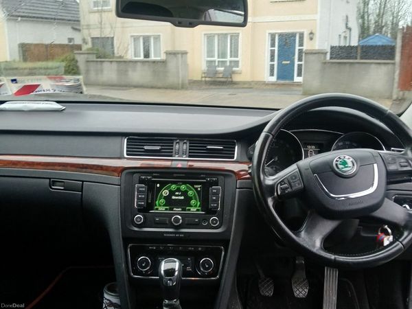 Skoda Superb Saloon, Diesel, 2012, Black