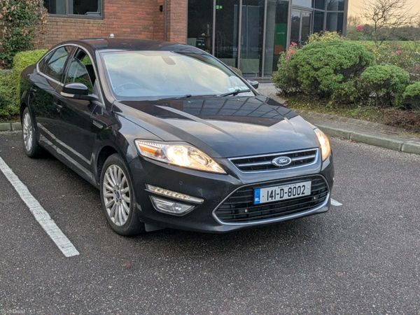 Ford Mondeo Saloon, Diesel, 2014, Black