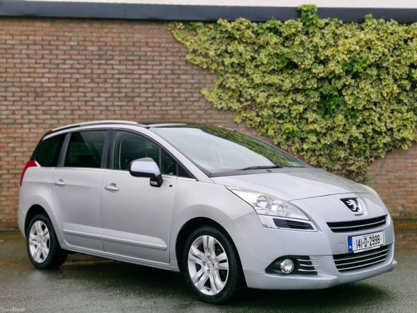 Peugeot 5008 MPV, Diesel, 2014, Grey