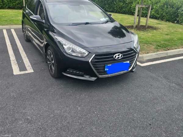 Hyundai i40 Saloon, Diesel, 2017, Black