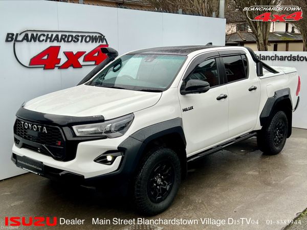 Toyota Hilux Pick Up, Diesel, 2025, White