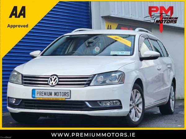 Volkswagen Passat Estate, Petrol, 2012, White