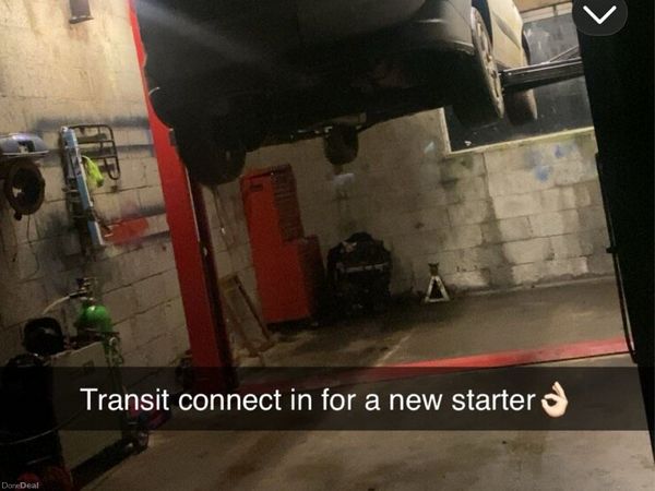 Toyota Avensis Saloon, Diesel, 2010, Grey