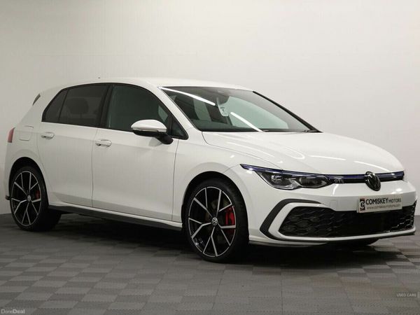 Volkswagen Golf Hatchback, Petrol Hybrid, 2022, White