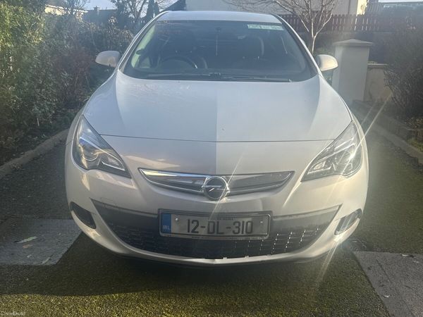 Opel Astra Hatchback, Petrol, 2012, Blue