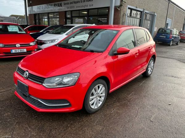 Volkswagen Polo Hatchback, Petrol, 2016, Red