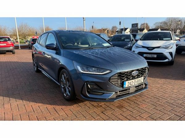 Ford Focus Hatchback, Petrol Hybrid, 2024, Blue