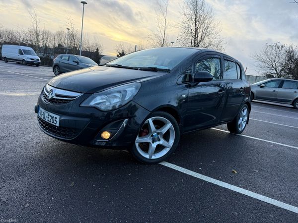 Vauxhall Corsa Hatchback, Petrol, 2014, Black