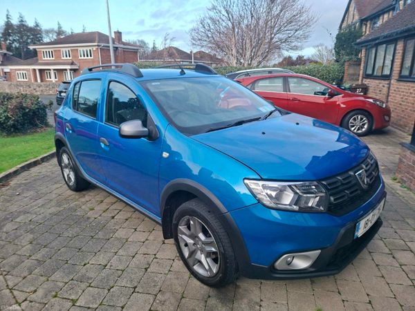 Dacia Sandero Stepway Hatchback, Diesel, 2018, Blue