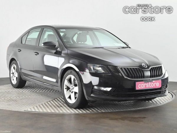 Skoda Octavia Saloon, Diesel, 2018, Black