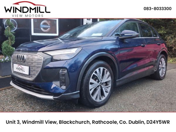 Audi e-tron Estate/Jeep, Electric, 2023, Blue