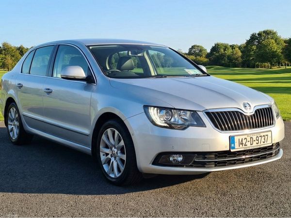 Skoda Superb Saloon, Diesel, 2014, Silver