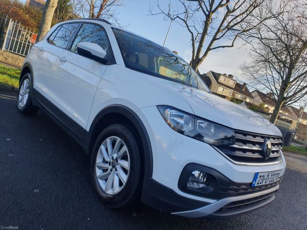 Volkswagen T-Cross Estate/Jeep, Petrol, 2023, White