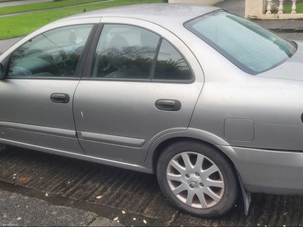 Nissan Almera Saloon, Petrol, 2007, Silver