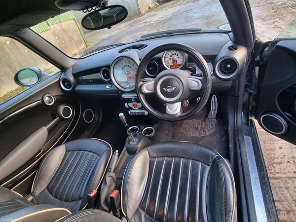 Mini Cooper Hatchback, Petrol, 2009, Black